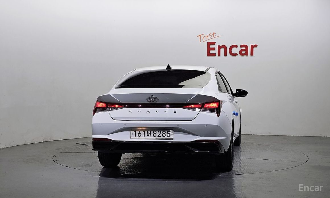  Hyundai AVANTE