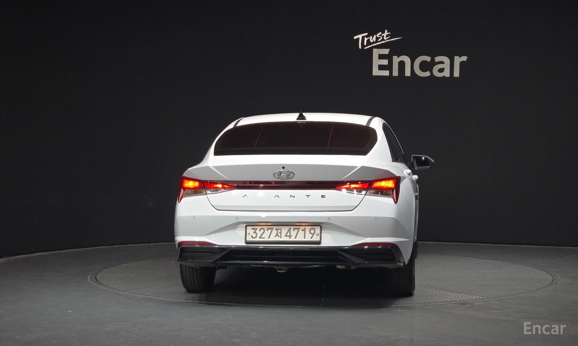  Hyundai AVANTE