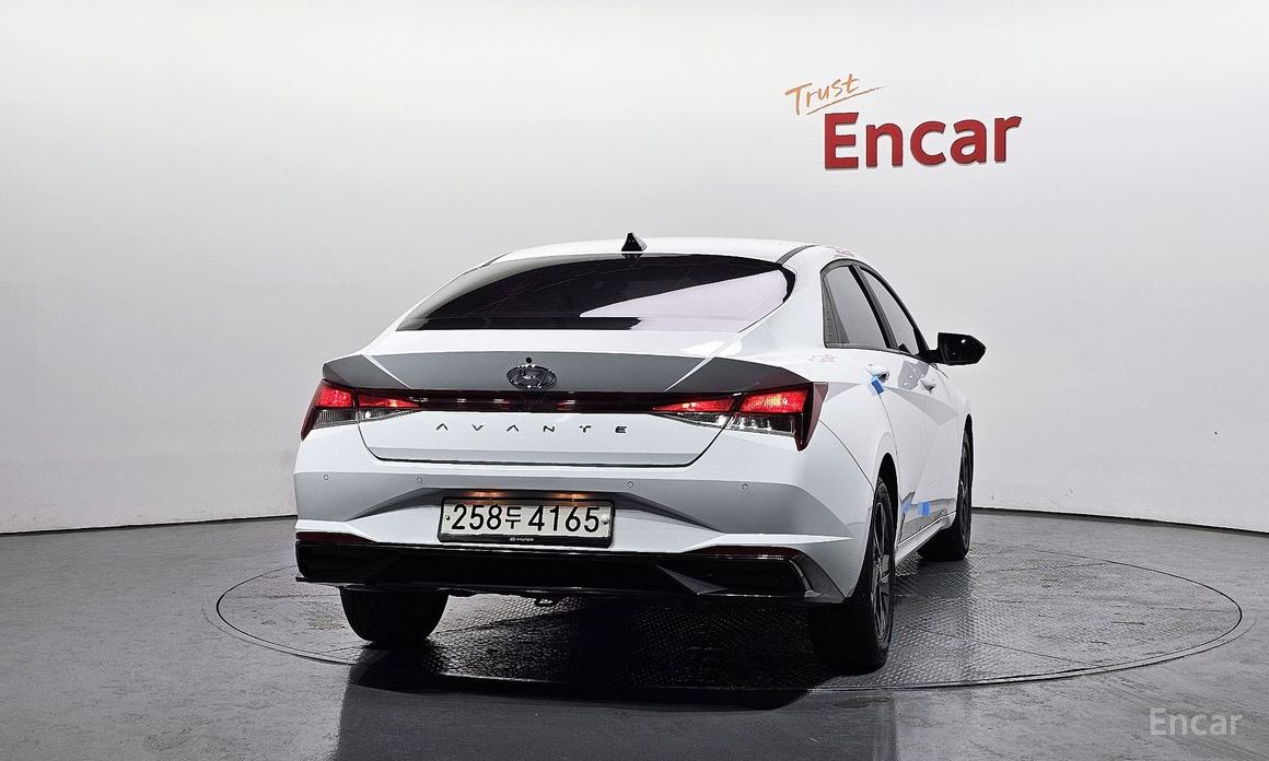  Hyundai AVANTE