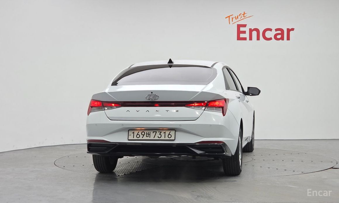 Hyundai AVANTE