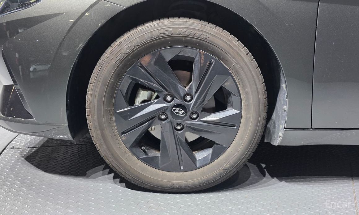  Hyundai AVANTE