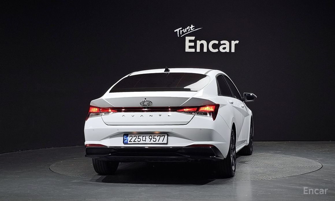  Hyundai AVANTE