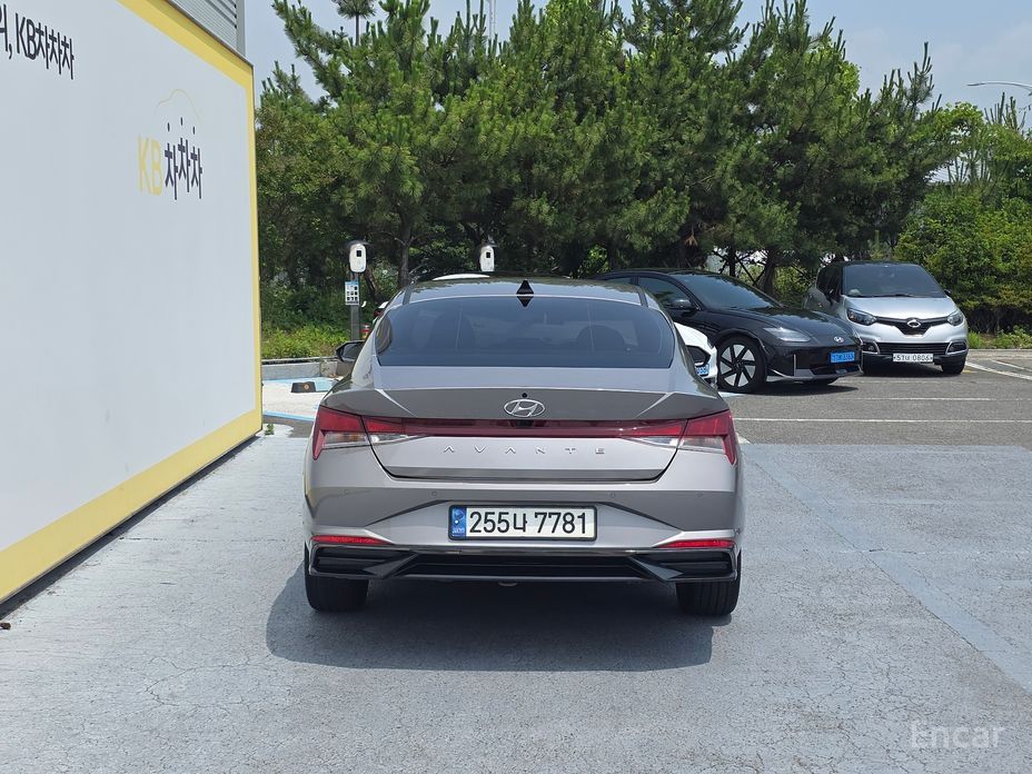  Hyundai AVANTE