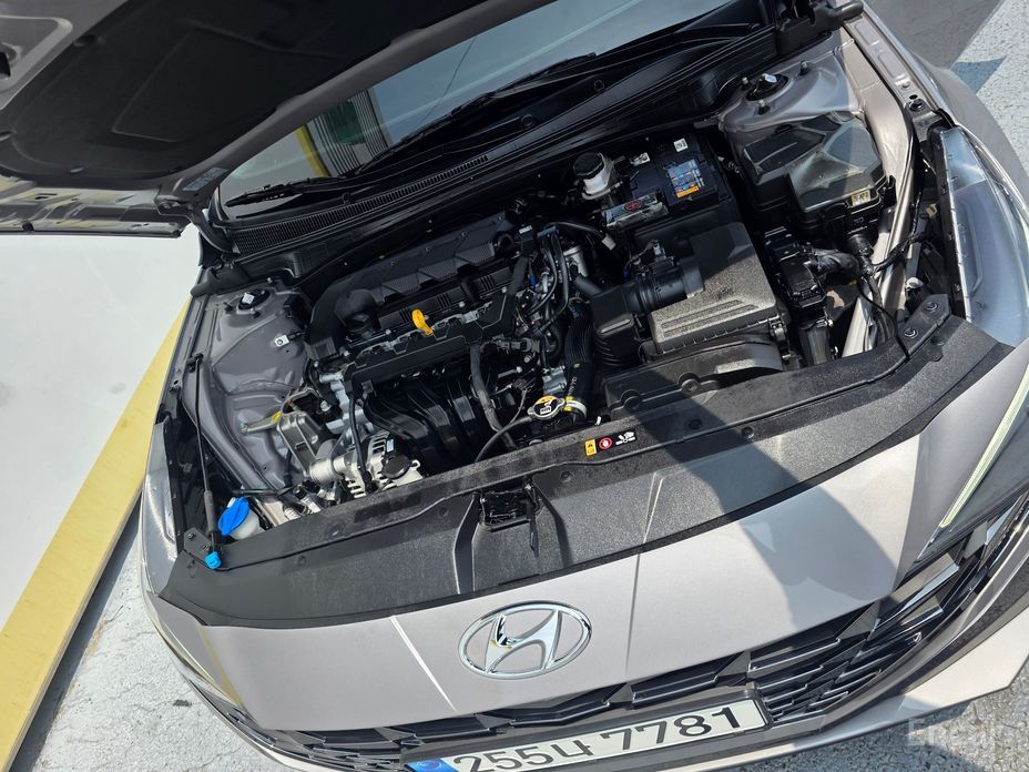  Hyundai AVANTE