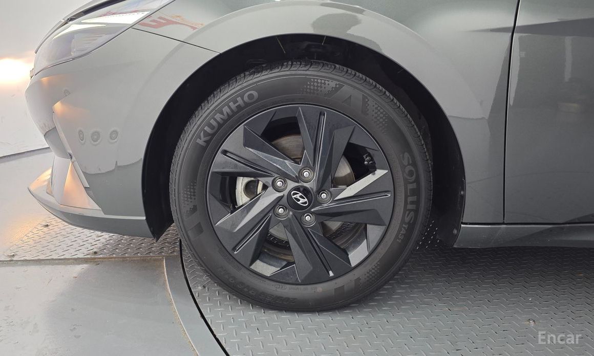  Hyundai AVANTE