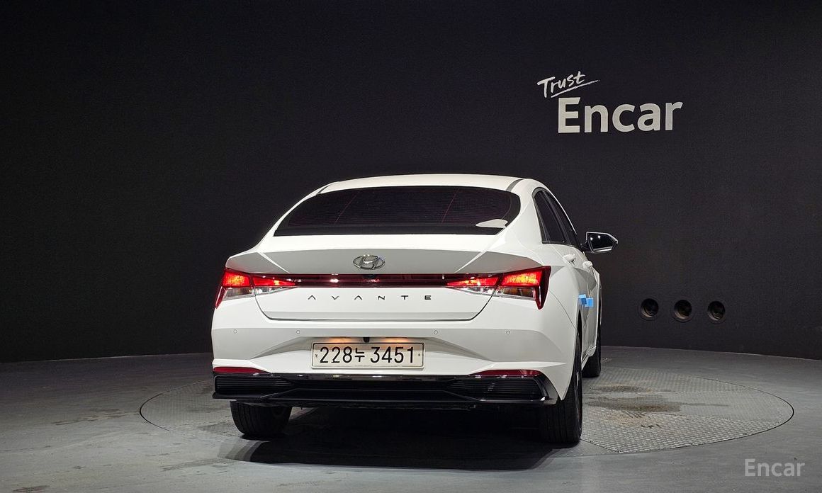  Hyundai AVANTE