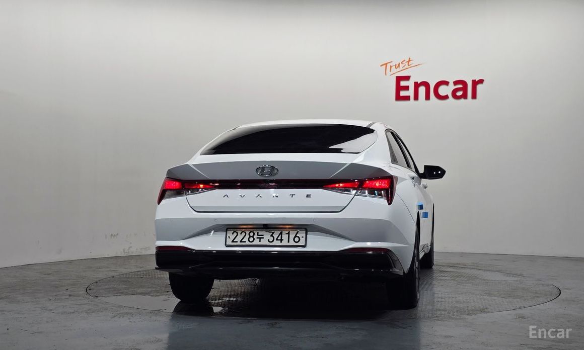  Hyundai AVANTE