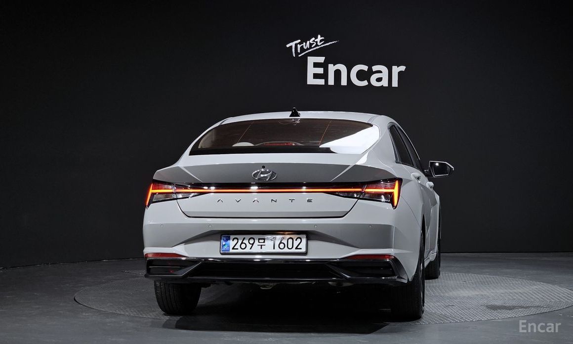  Hyundai AVANTE
