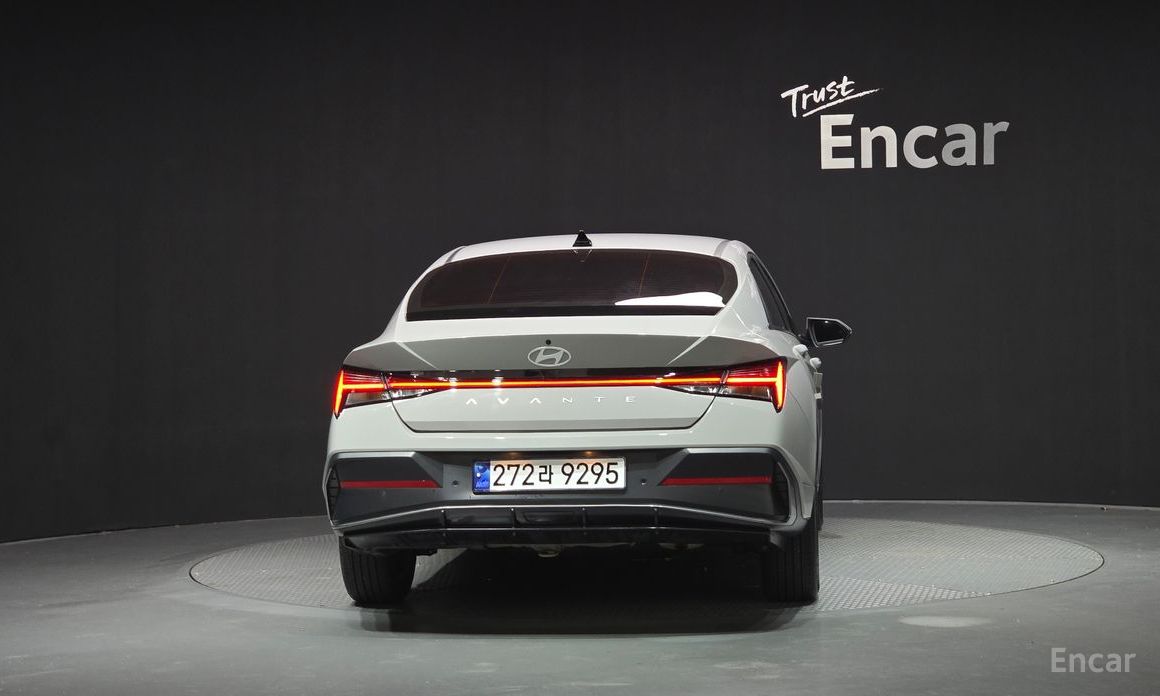  Hyundai AVANTE