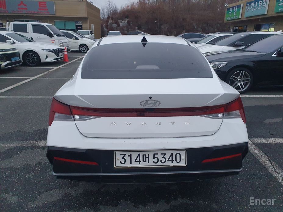  Hyundai AVANTE