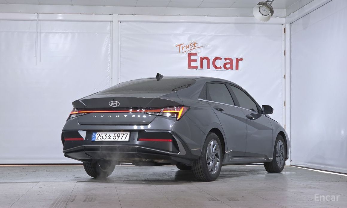  Hyundai AVANTE