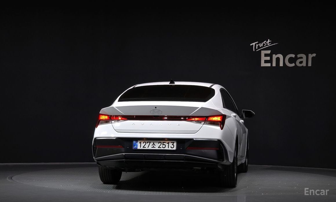  Hyundai AVANTE