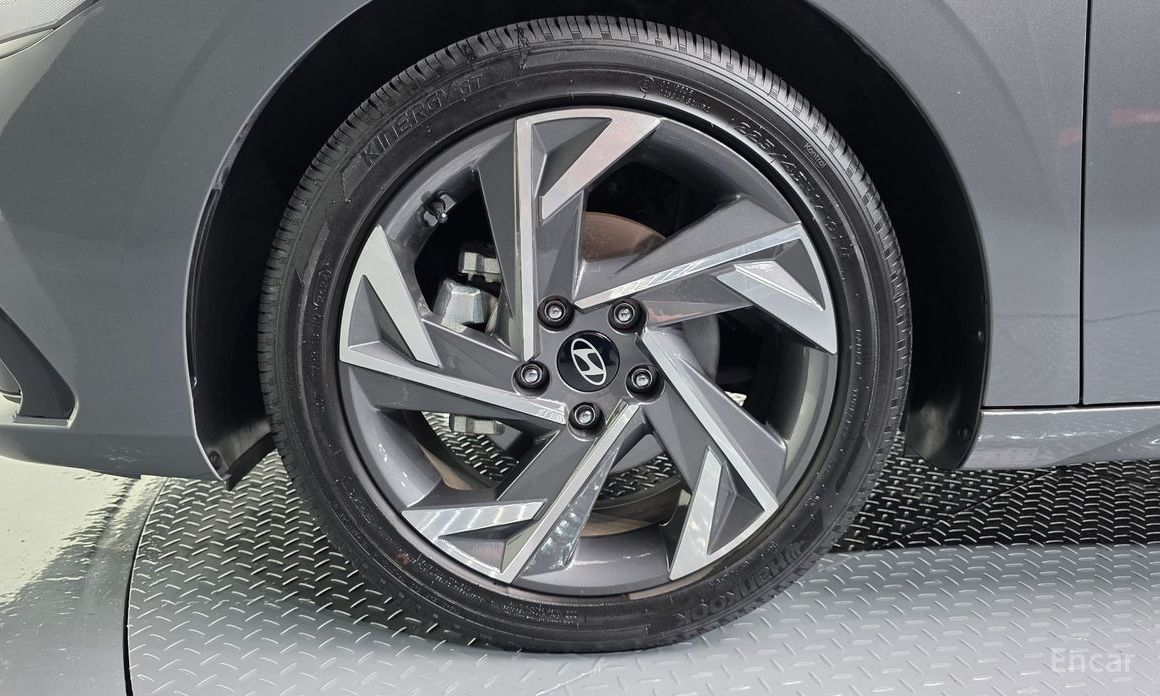  Hyundai AVANTE