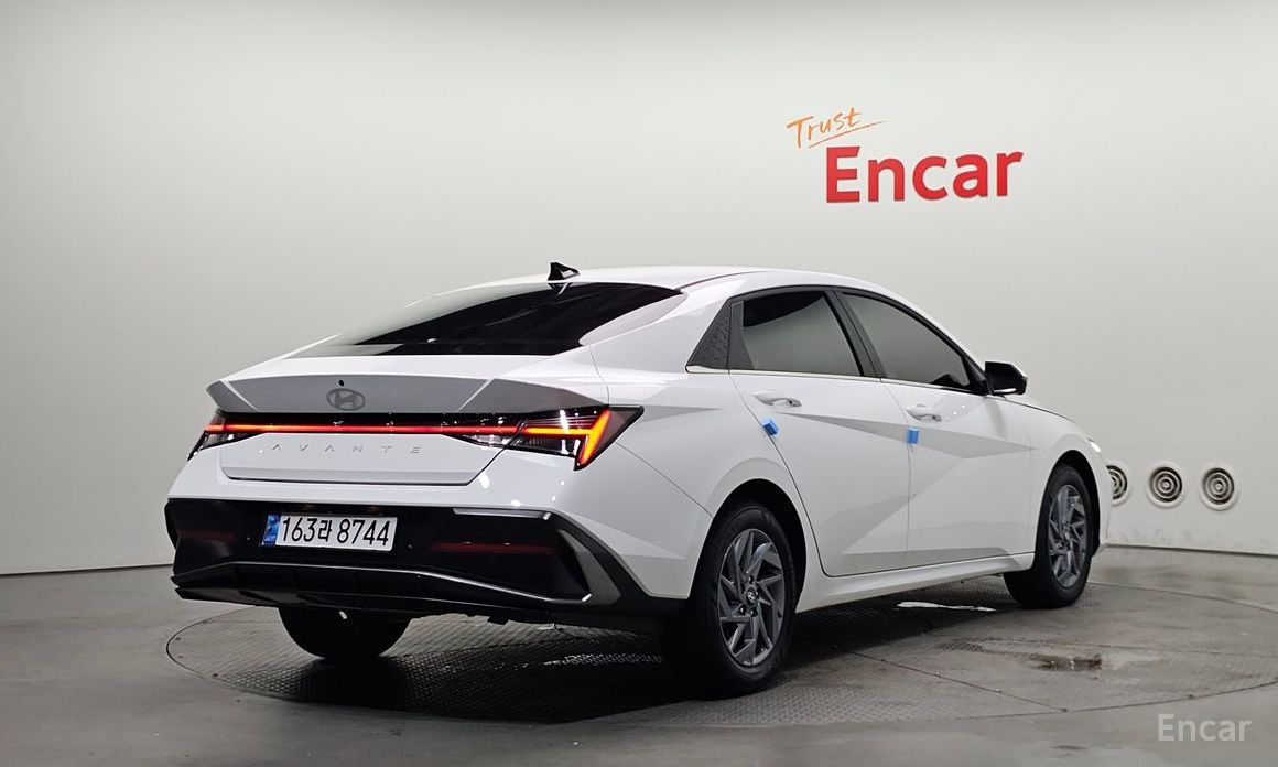  Hyundai AVANTE