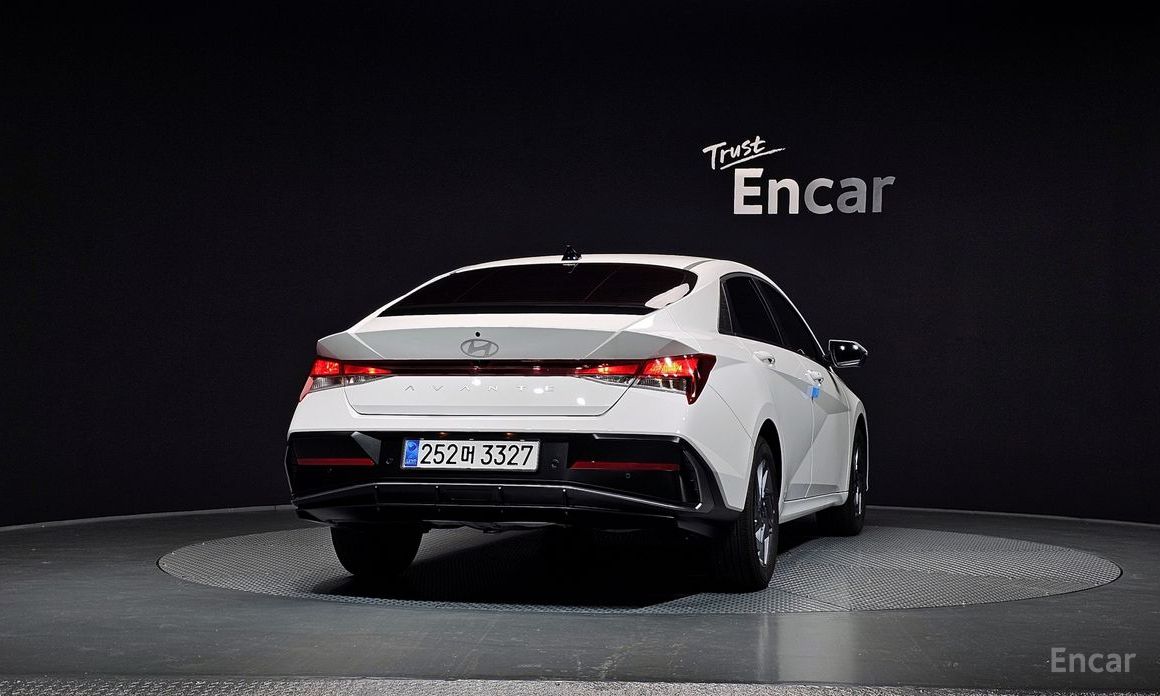  Hyundai AVANTE