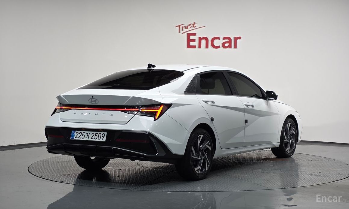  Hyundai AVANTE