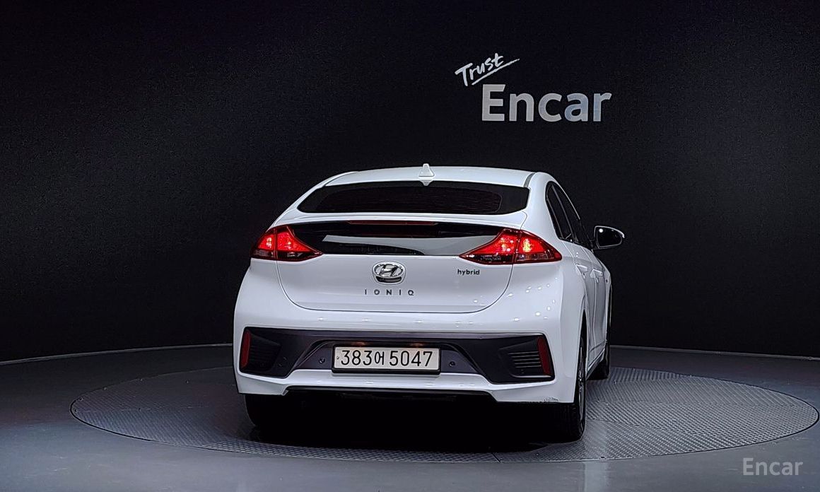 Hyundai Ioniq