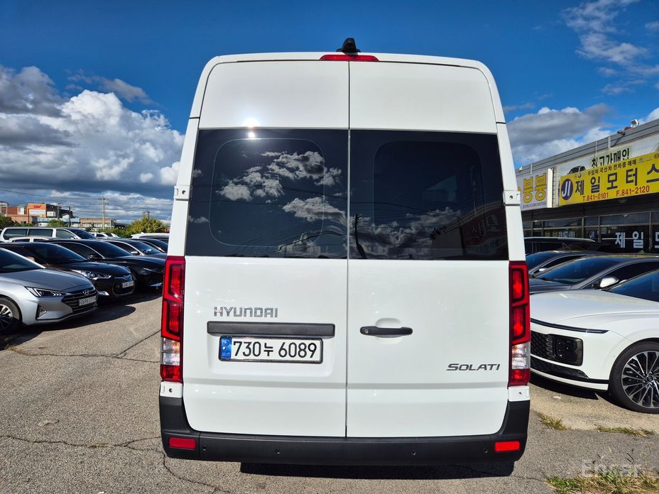  Hyundai Solati