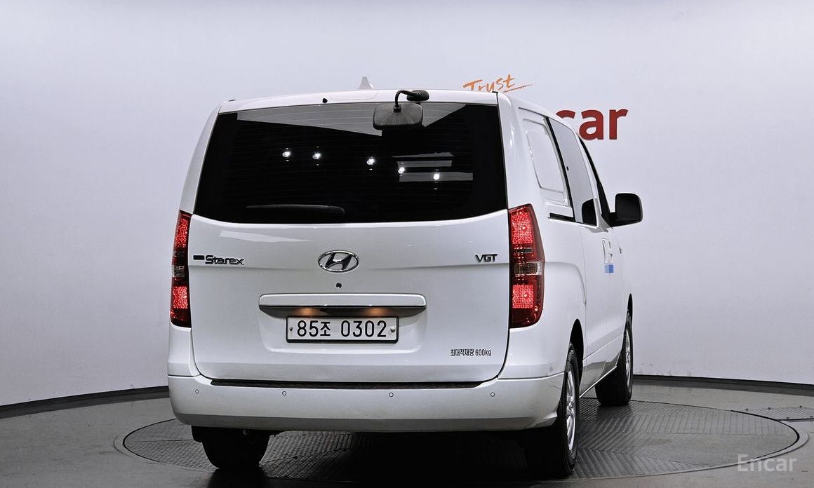  Hyundai Starex