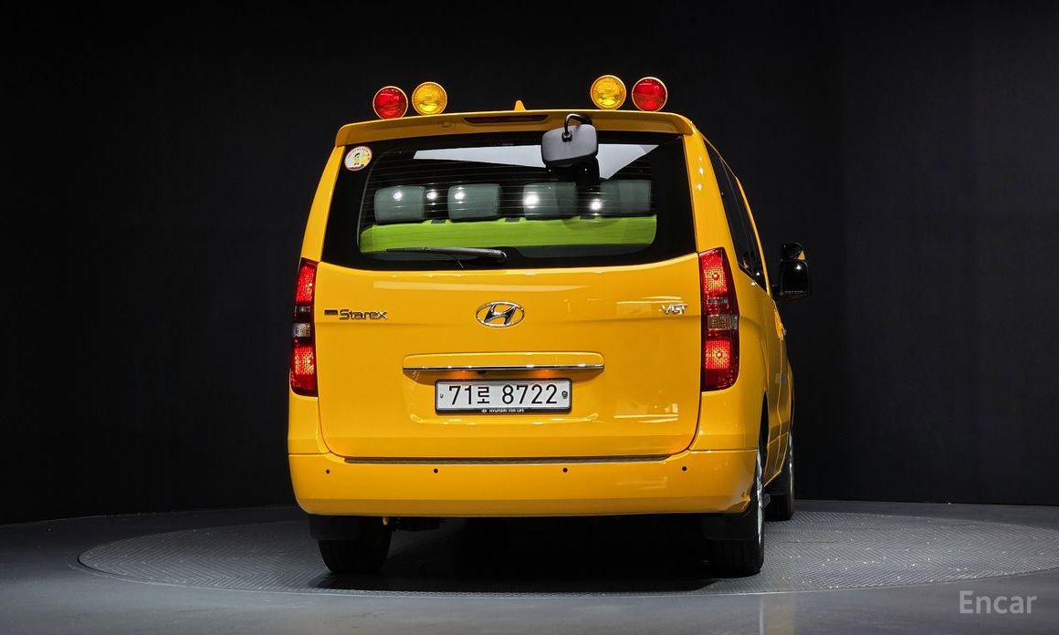  Hyundai Starex