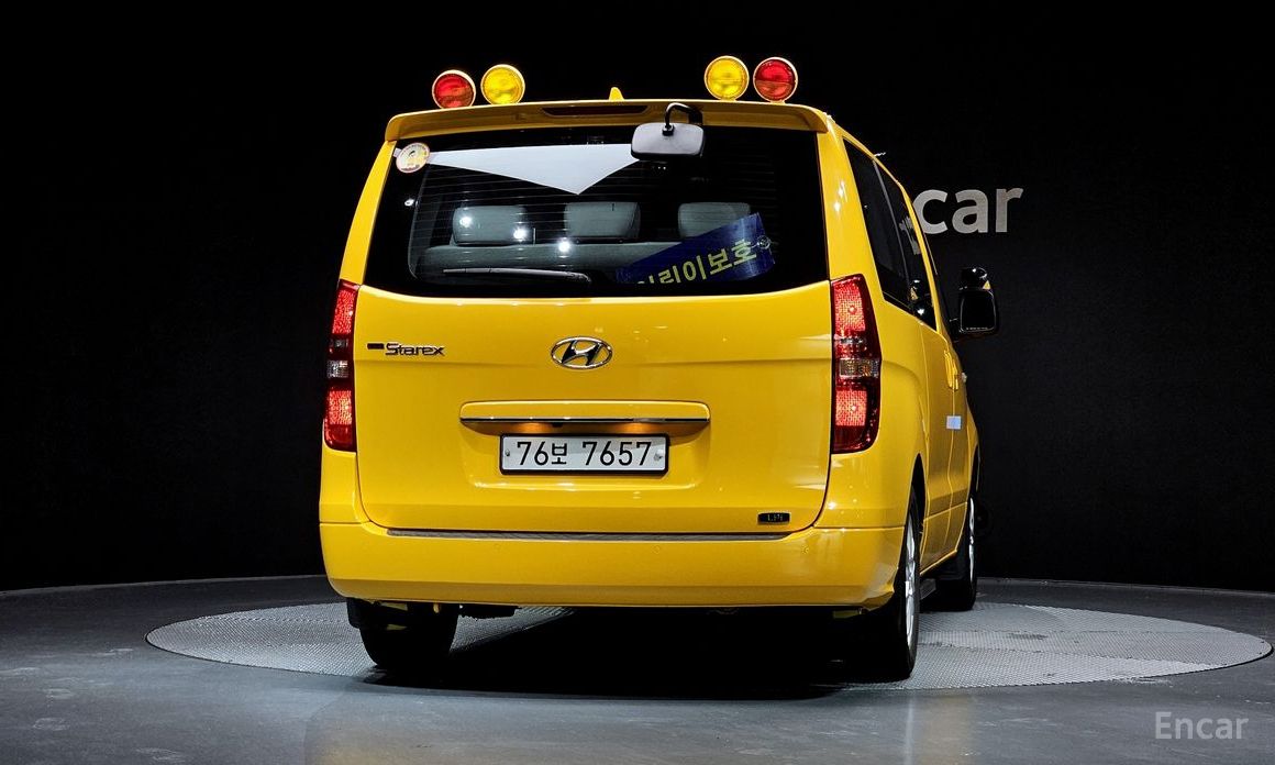  Hyundai Starex