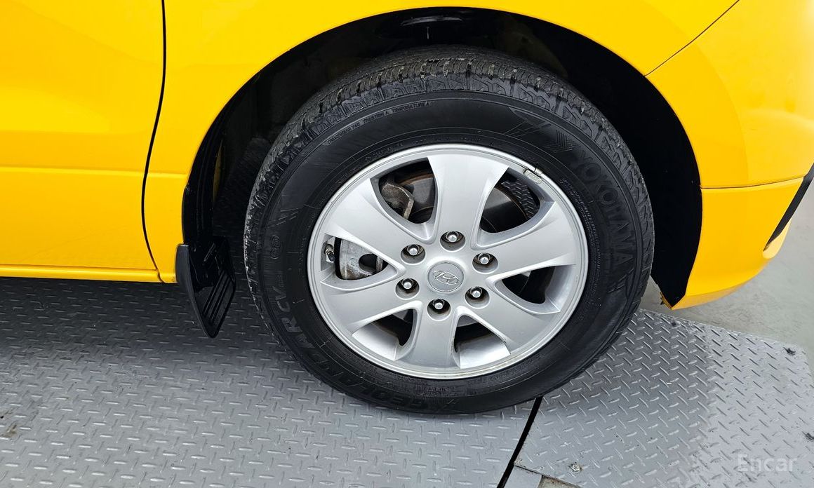  Hyundai Starex