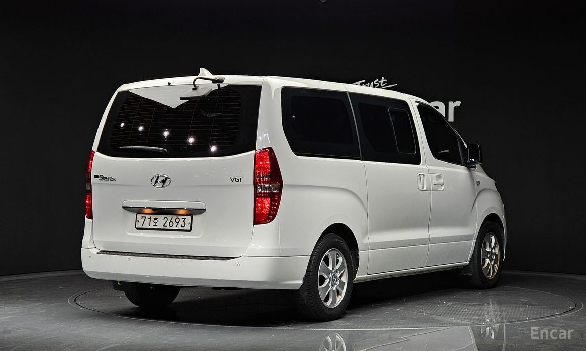  Hyundai Starex