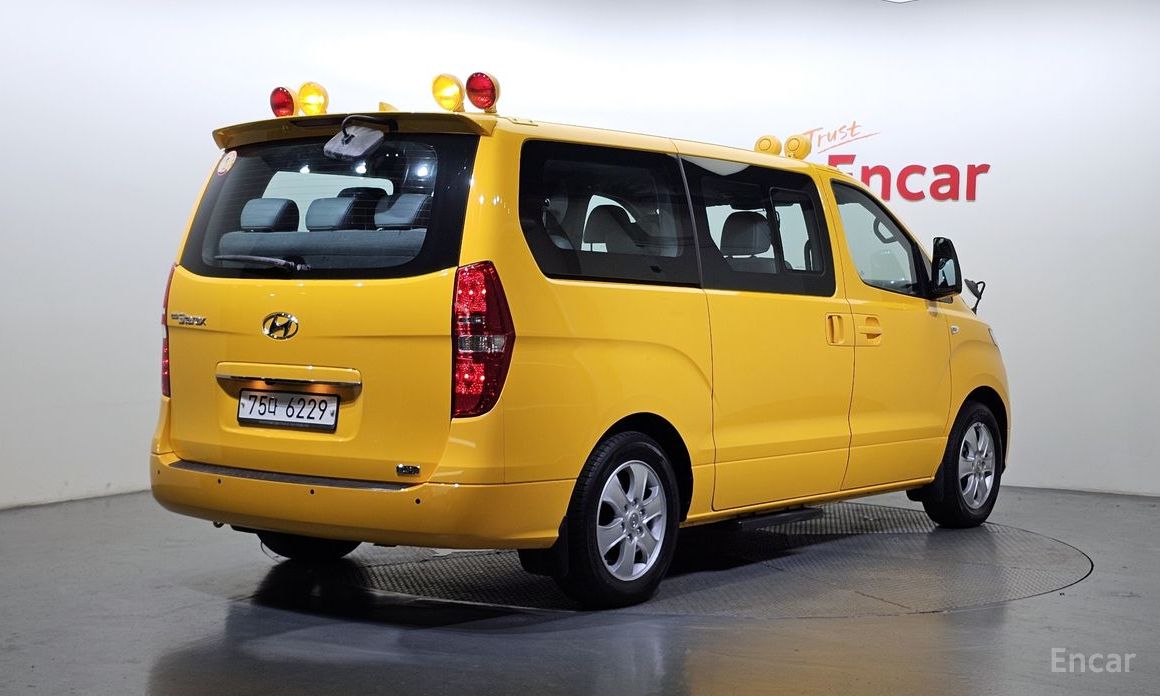  Hyundai Starex