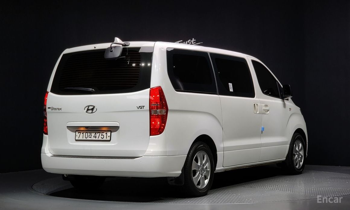  Hyundai Starex
