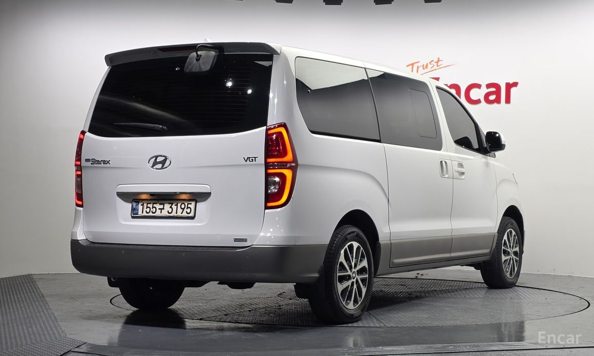  Hyundai Starex