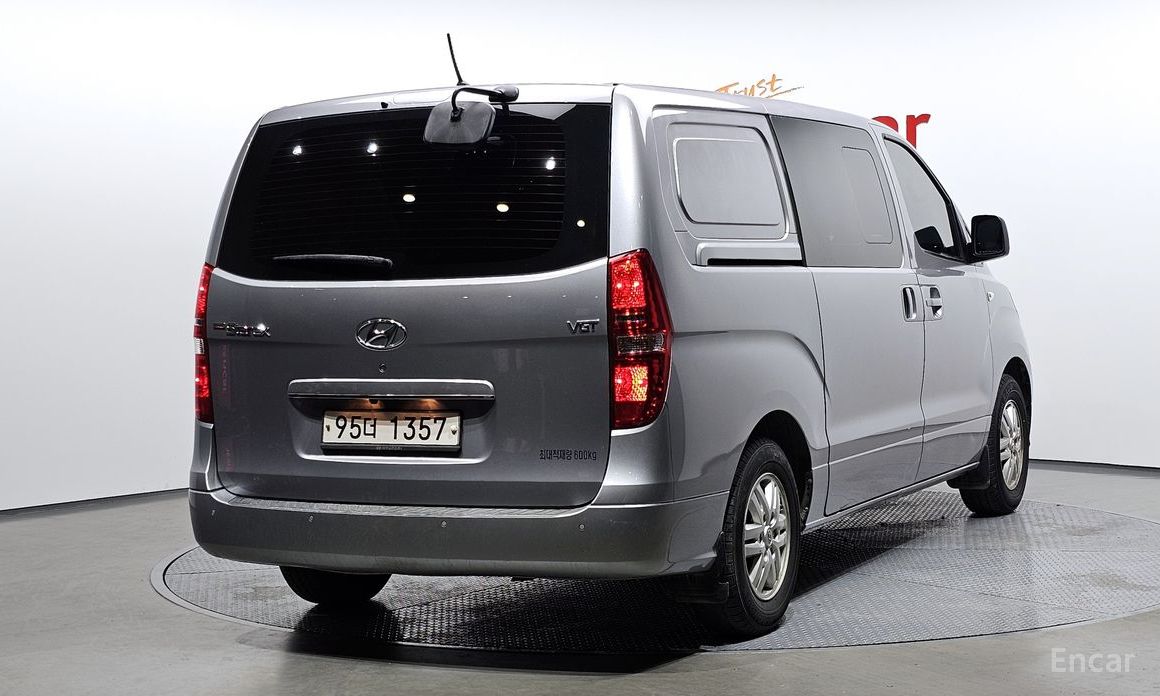  Hyundai Starex