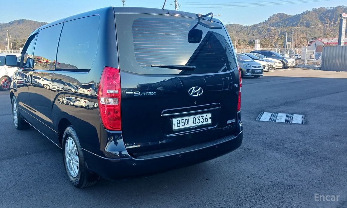  Hyundai Starex