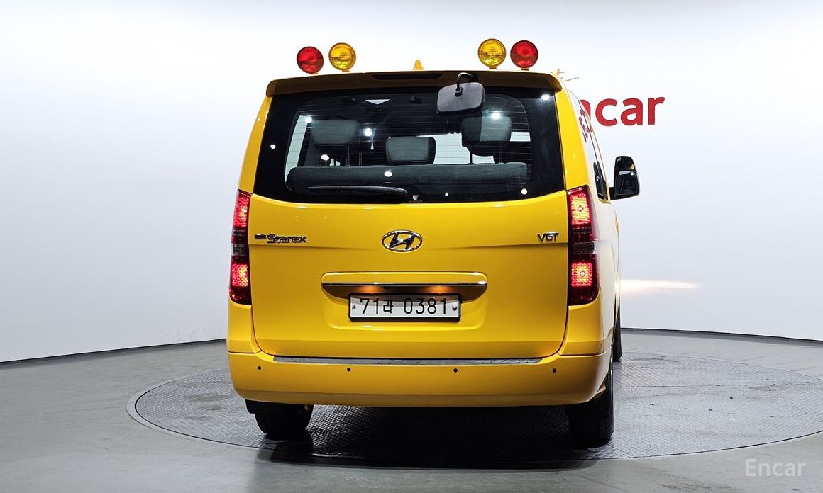  Hyundai Starex