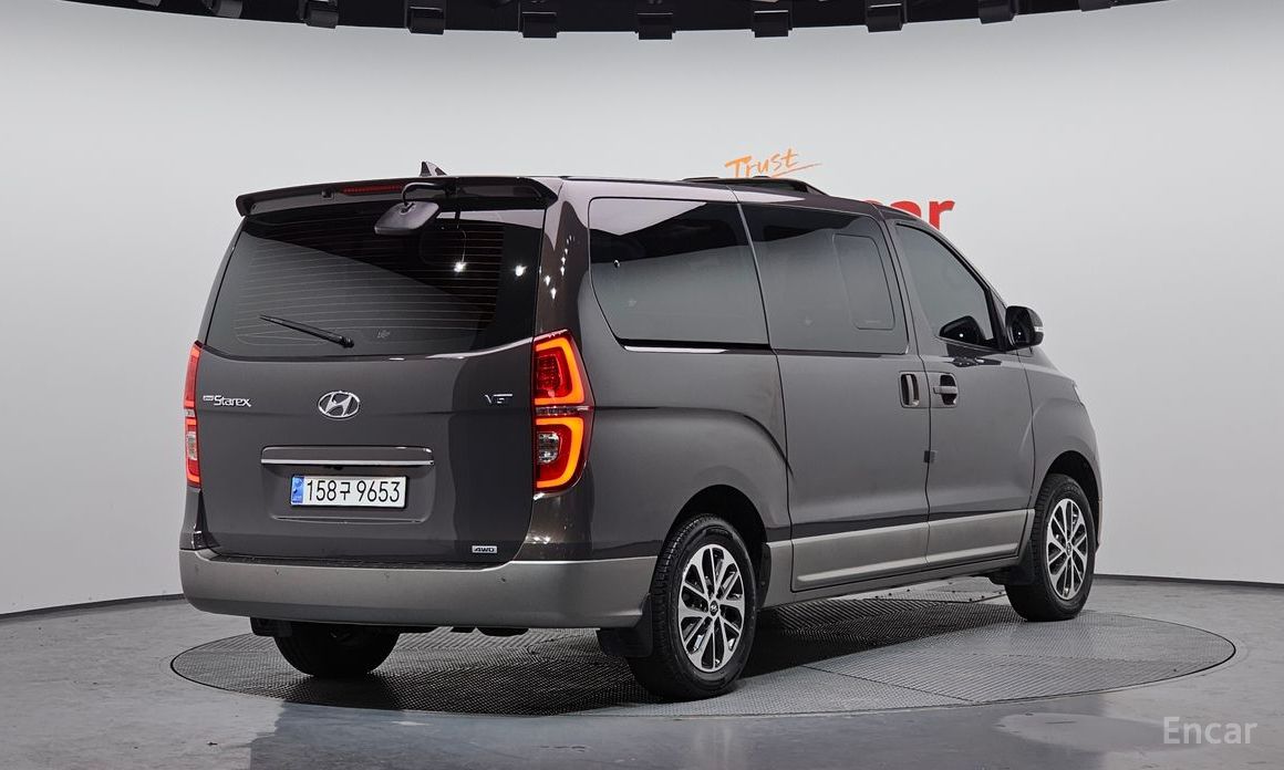  Hyundai Starex
