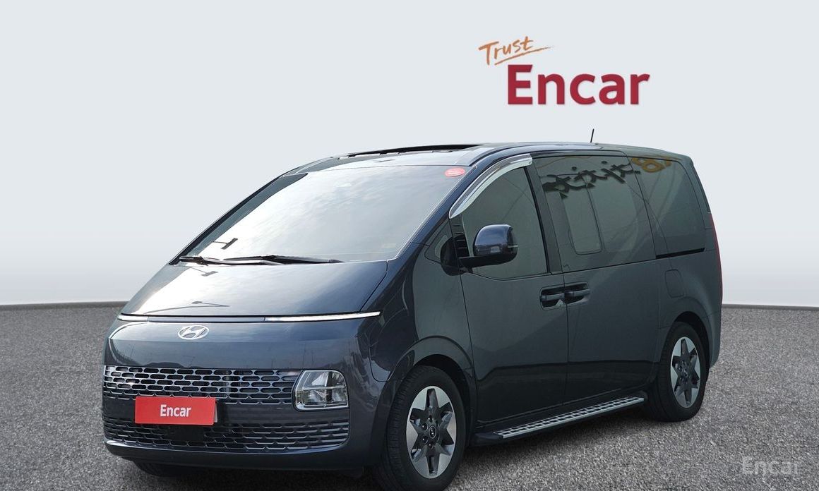  Hyundai Staria