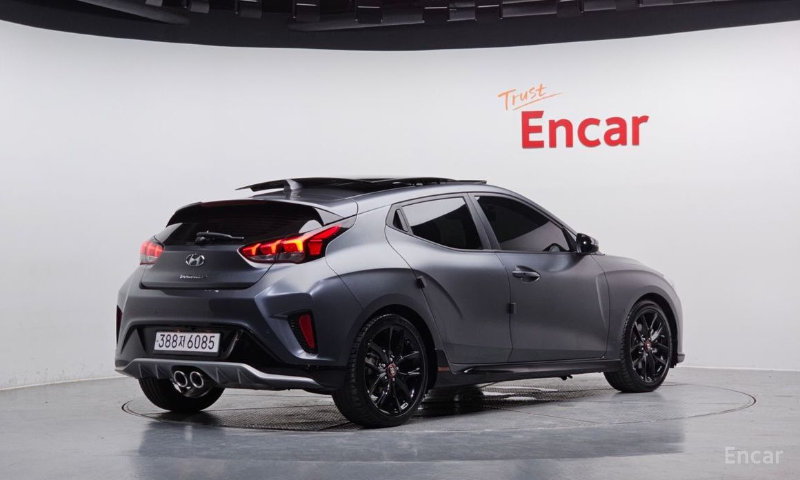  Hyundai Veloster