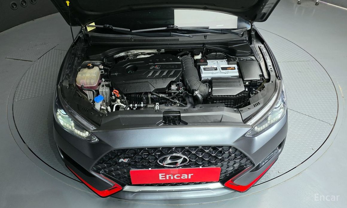  Hyundai Veloster