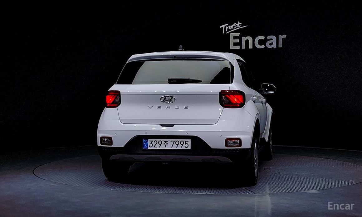 Hyundai Venue