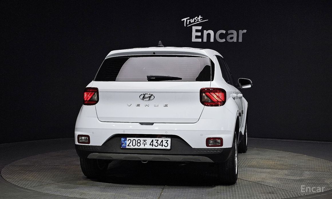  Hyundai Venue