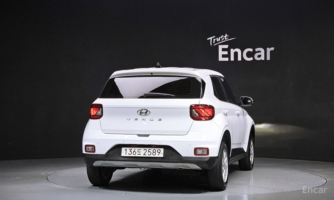  Hyundai Venue