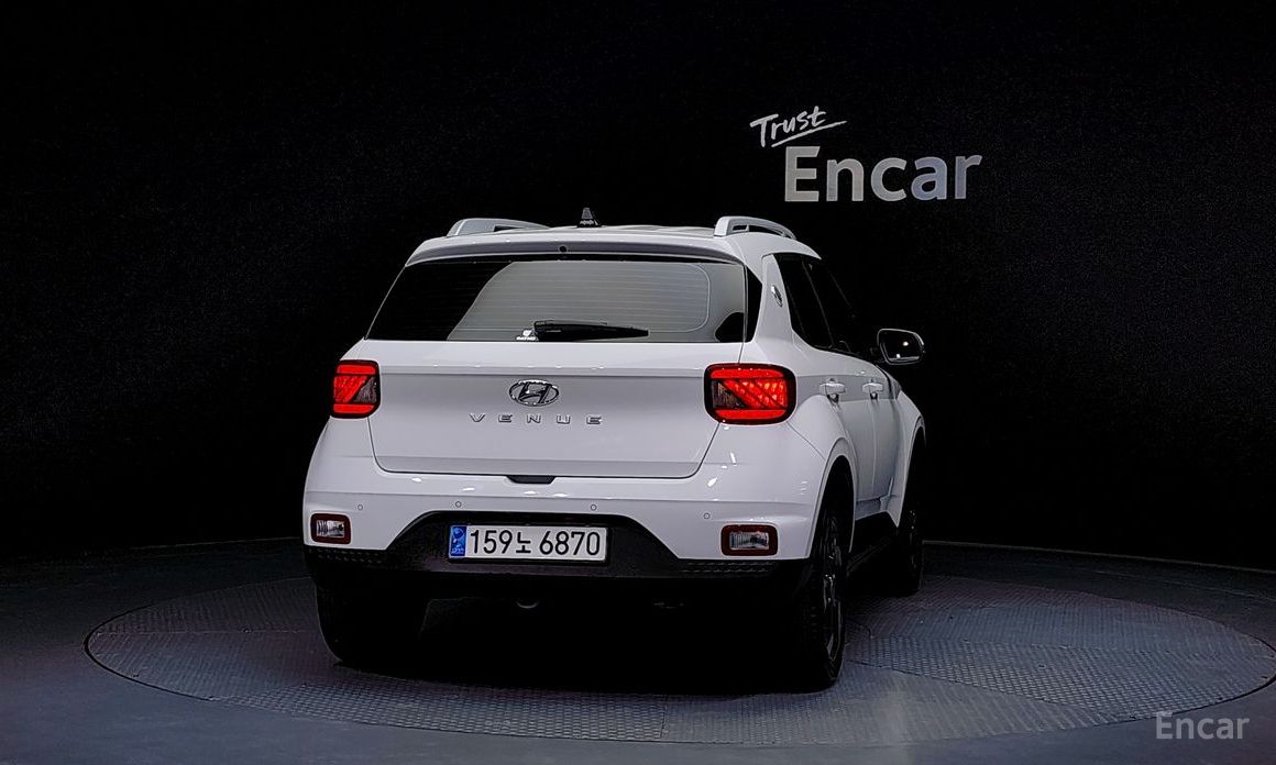  Hyundai Venue