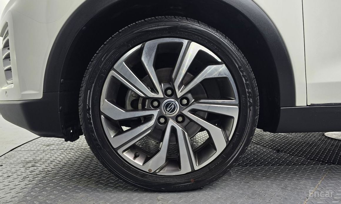  KG_Mobility_Ssangyong TIBOLI