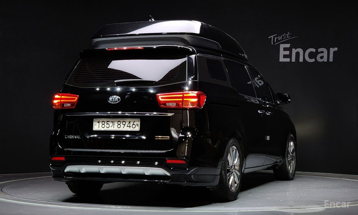  Kia Canival