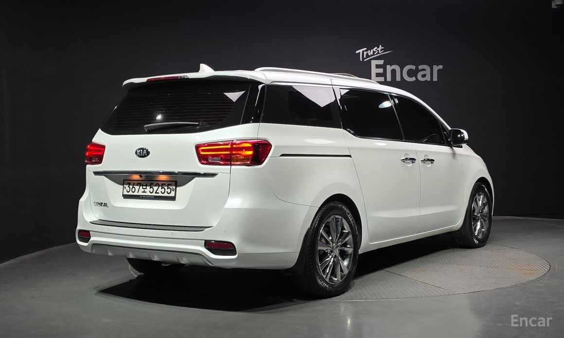 Kia Canival
