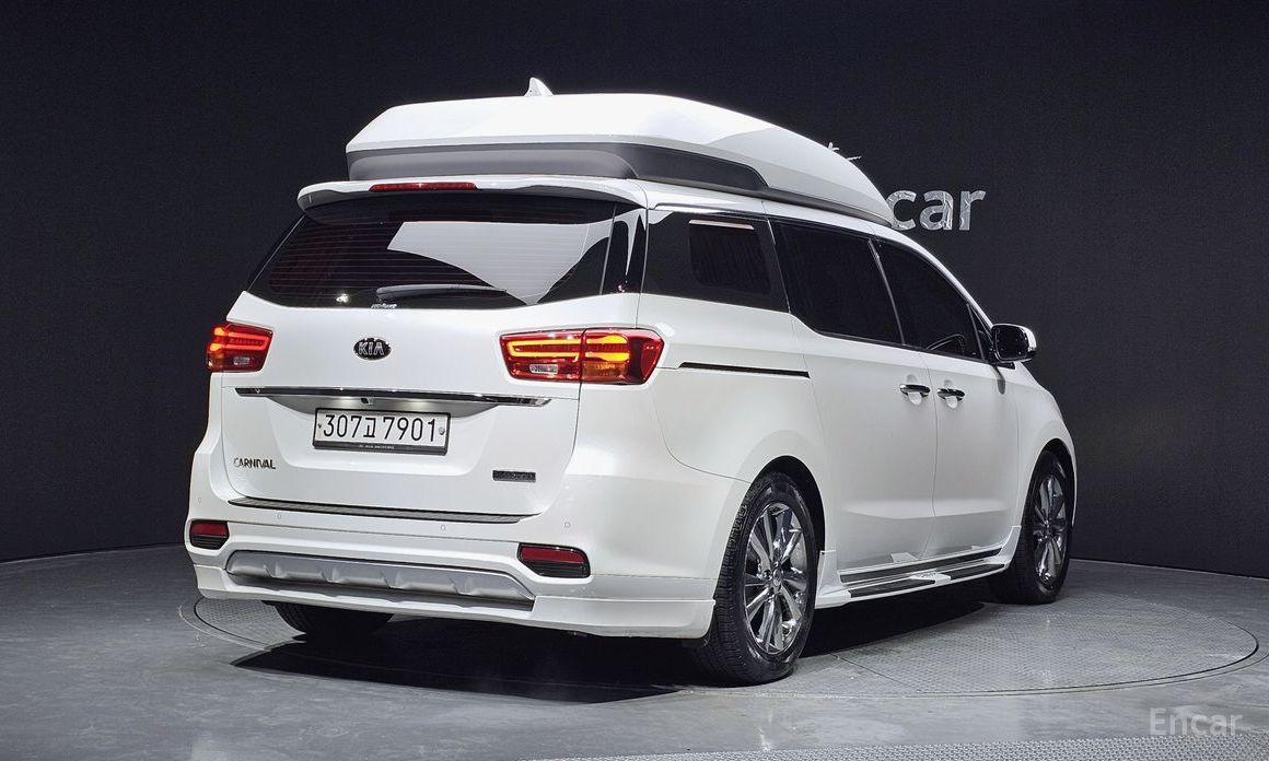  Kia Canival