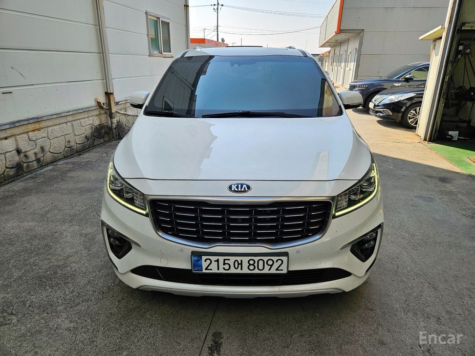  Kia Canival