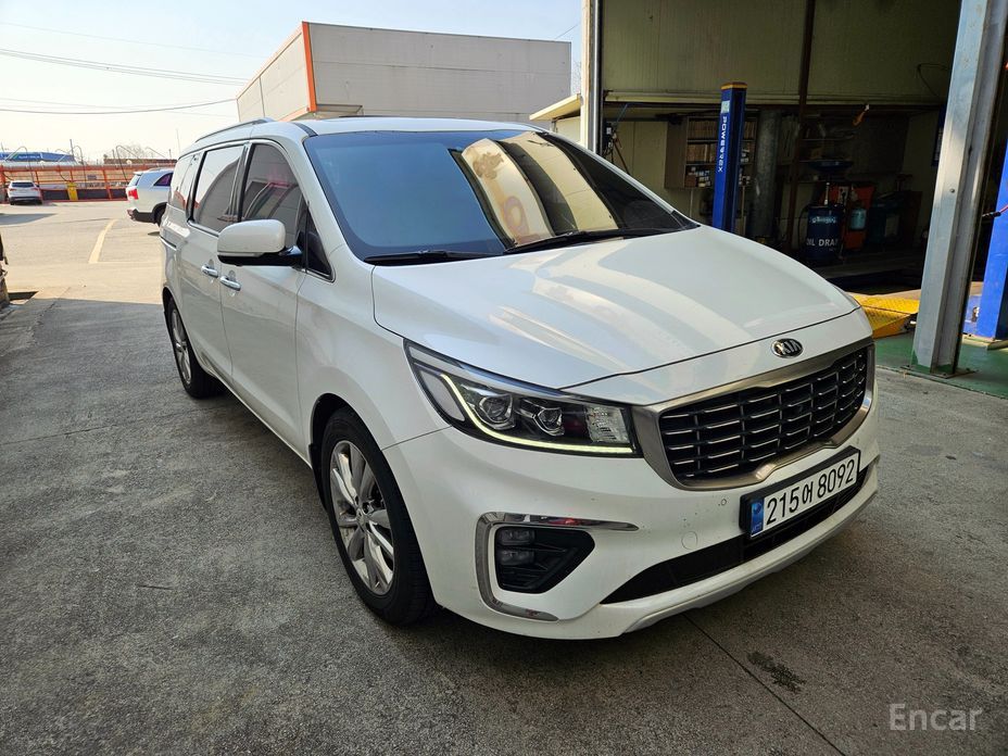  Kia Canival