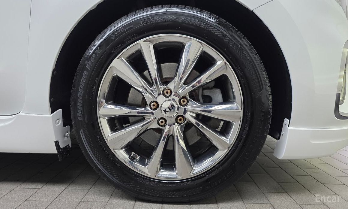  Kia Canival