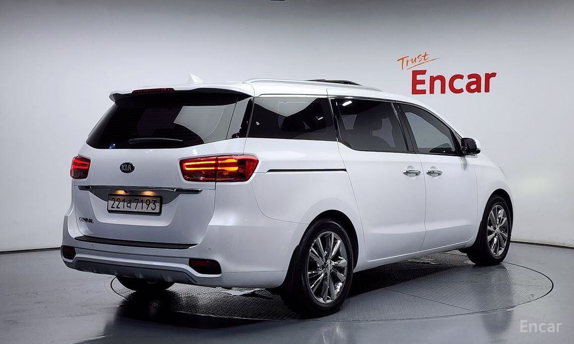  Kia Canival