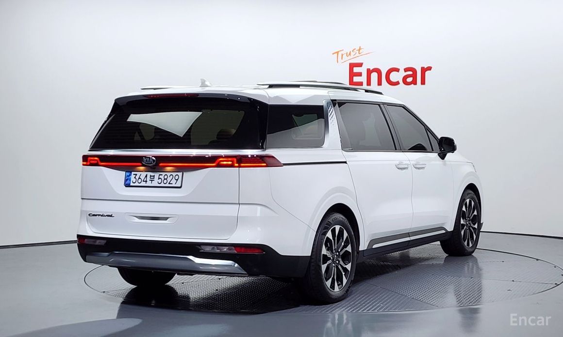  Kia Canival